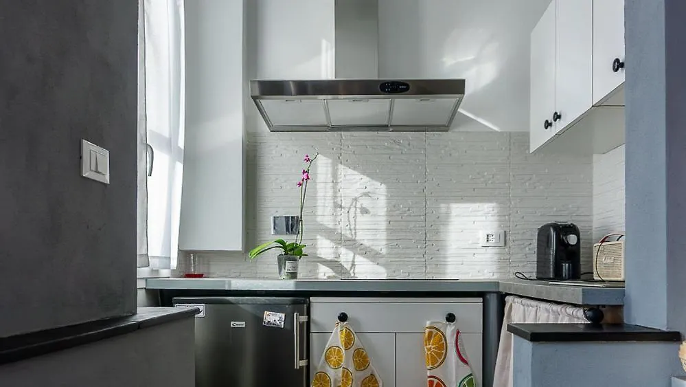 Elohim House Apartment Genoa
