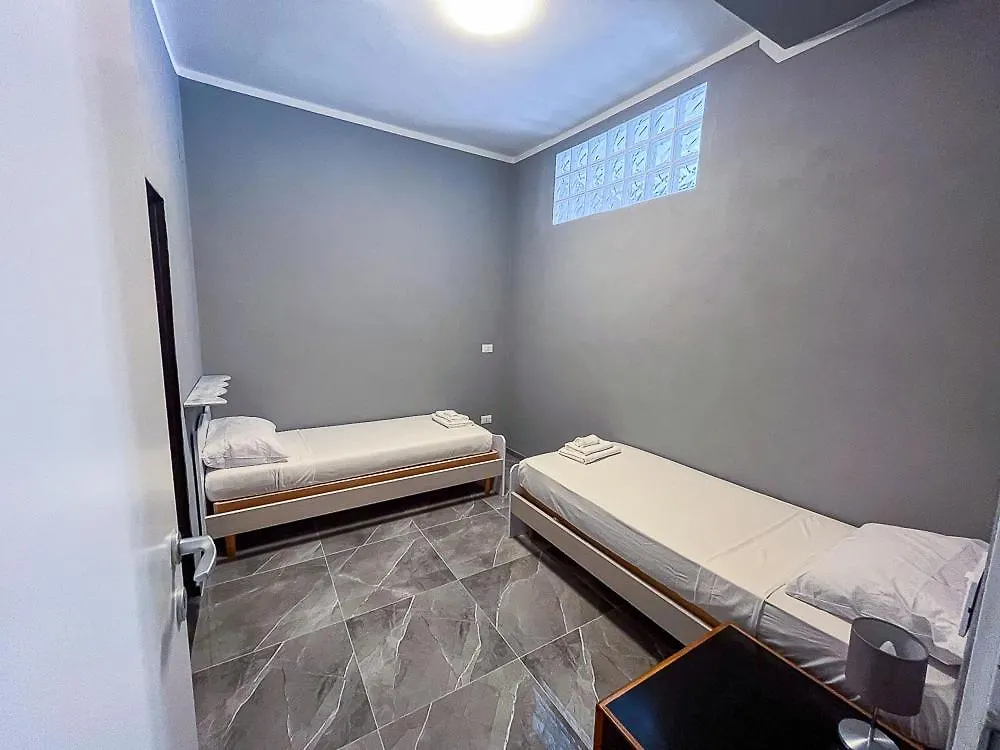 Elohim House Apartment Genoa