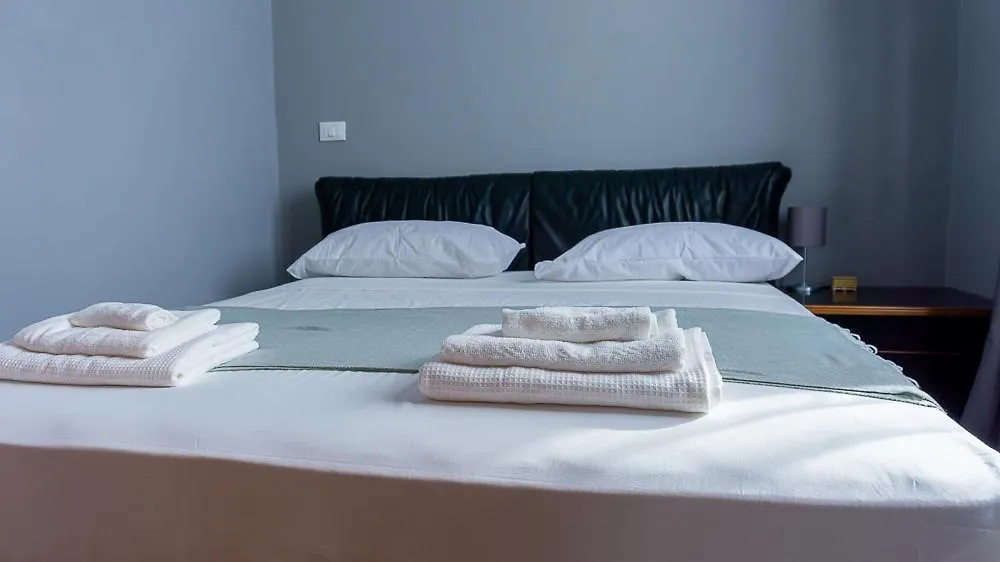 Elohim House Apartment Genoa
